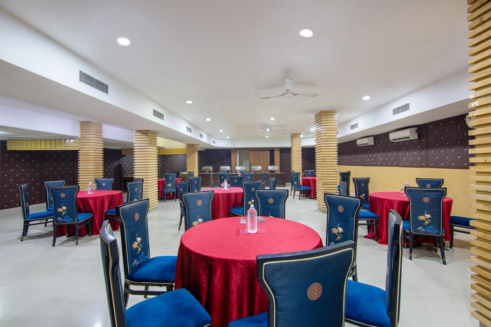 Hotel Lohmod At National Highway 8 - Free Airport Transffer Nuova Delhi Esterno foto