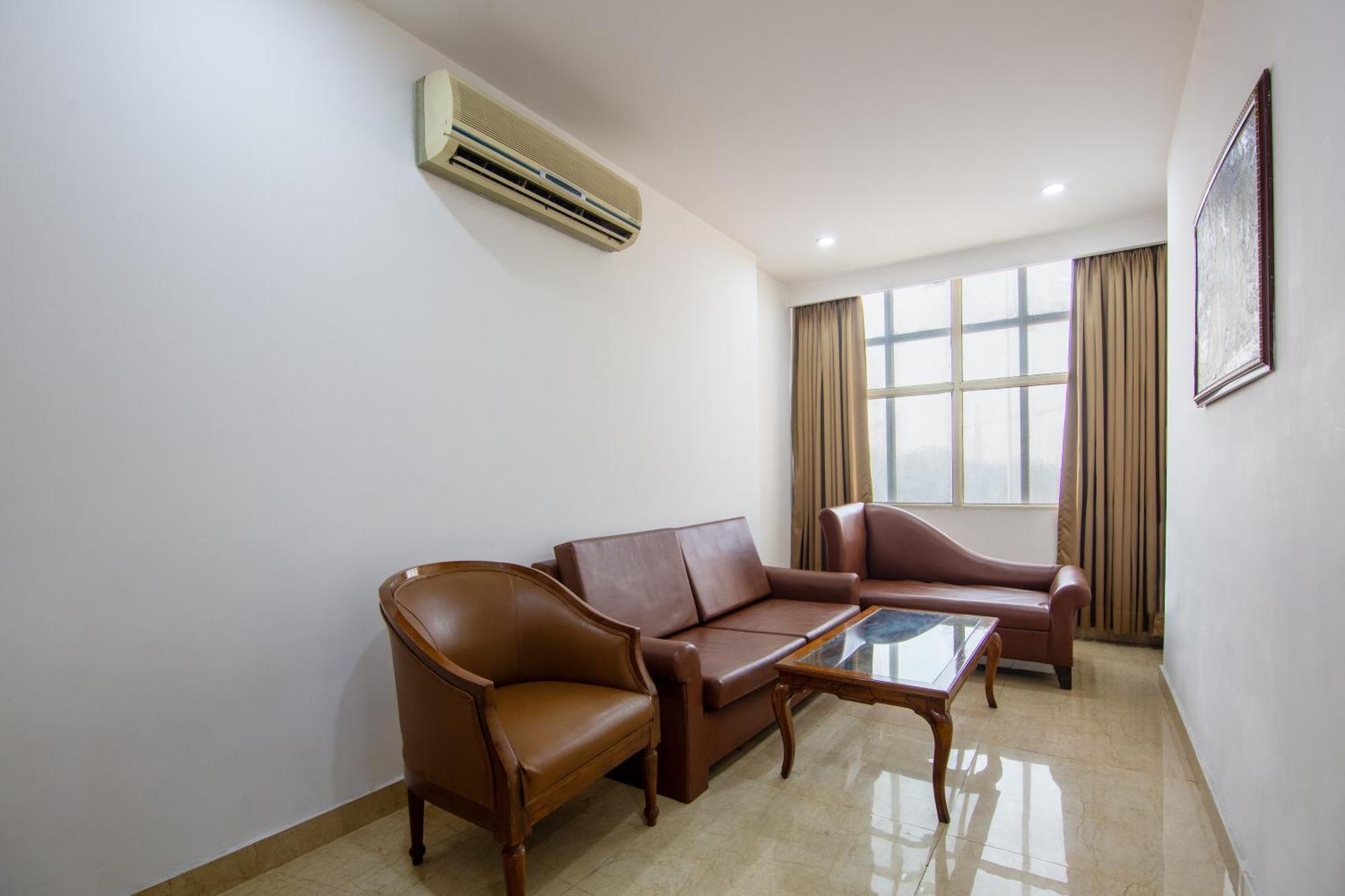 Hotel Lohmod At National Highway 8 - Free Airport Transffer Nuova Delhi Esterno foto