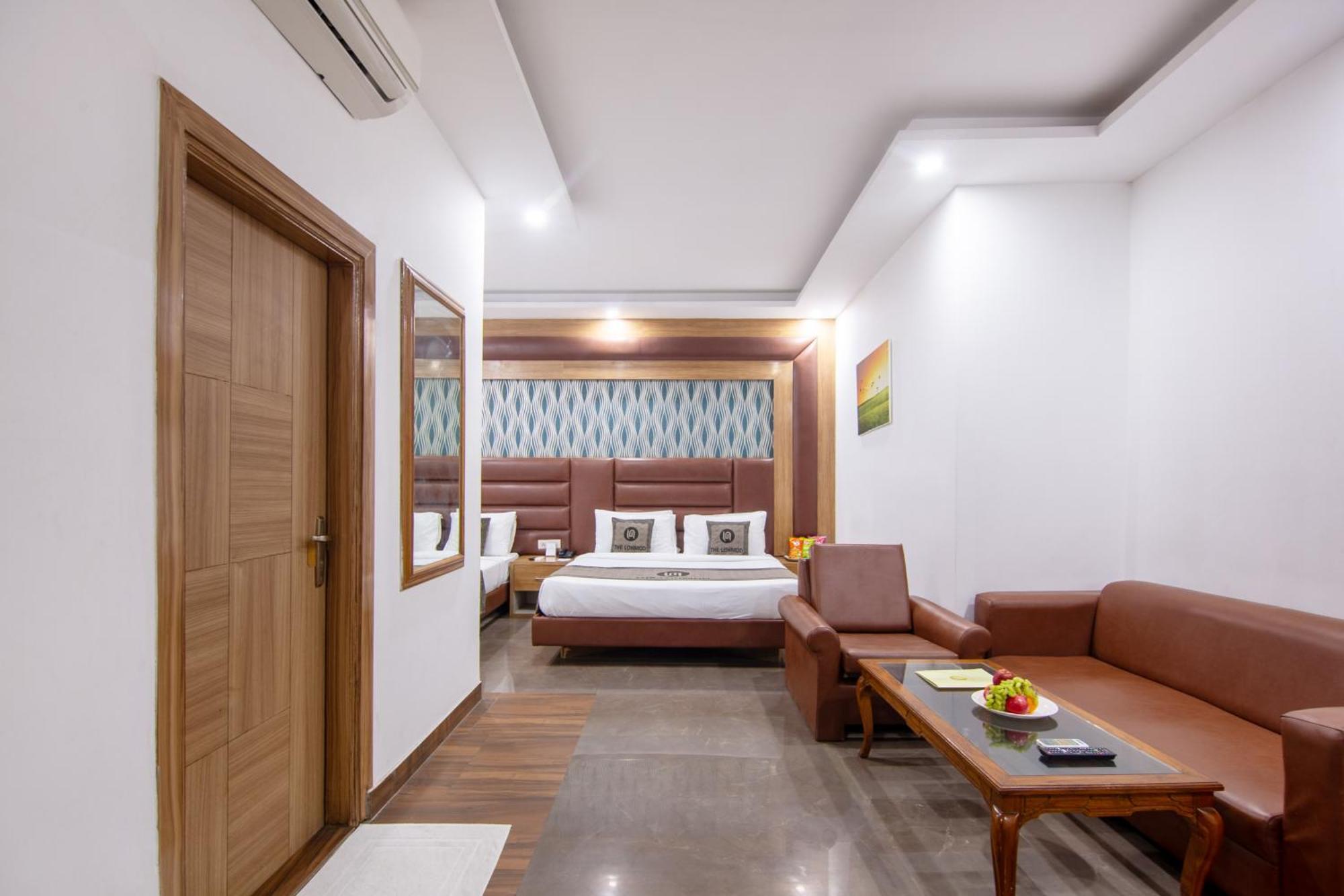 Hotel Lohmod At National Highway 8 - Free Airport Transffer Nuova Delhi Esterno foto